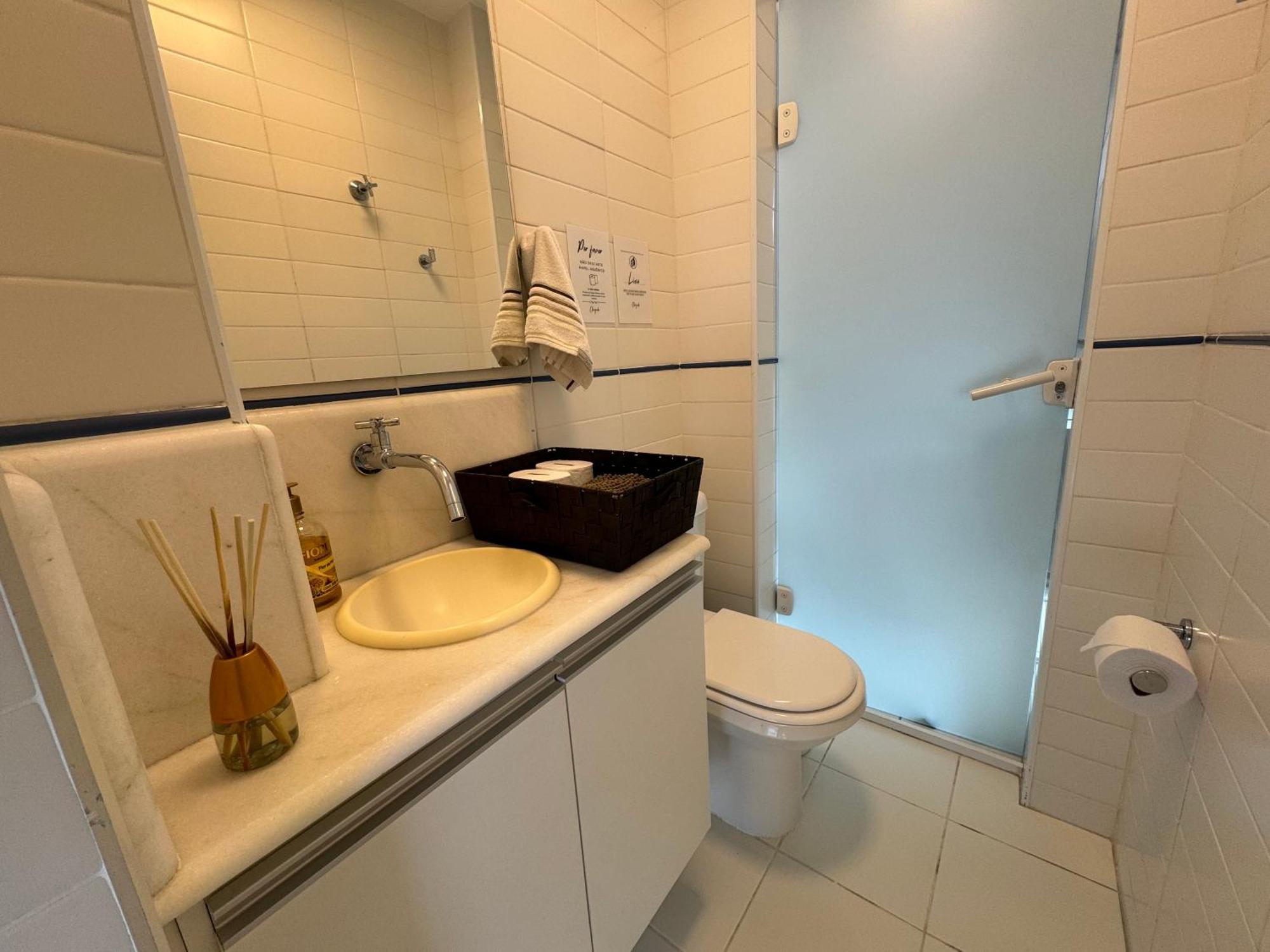 Apartamento Vista Para O Mar E Pe Na Areia Guarujá Esterno foto