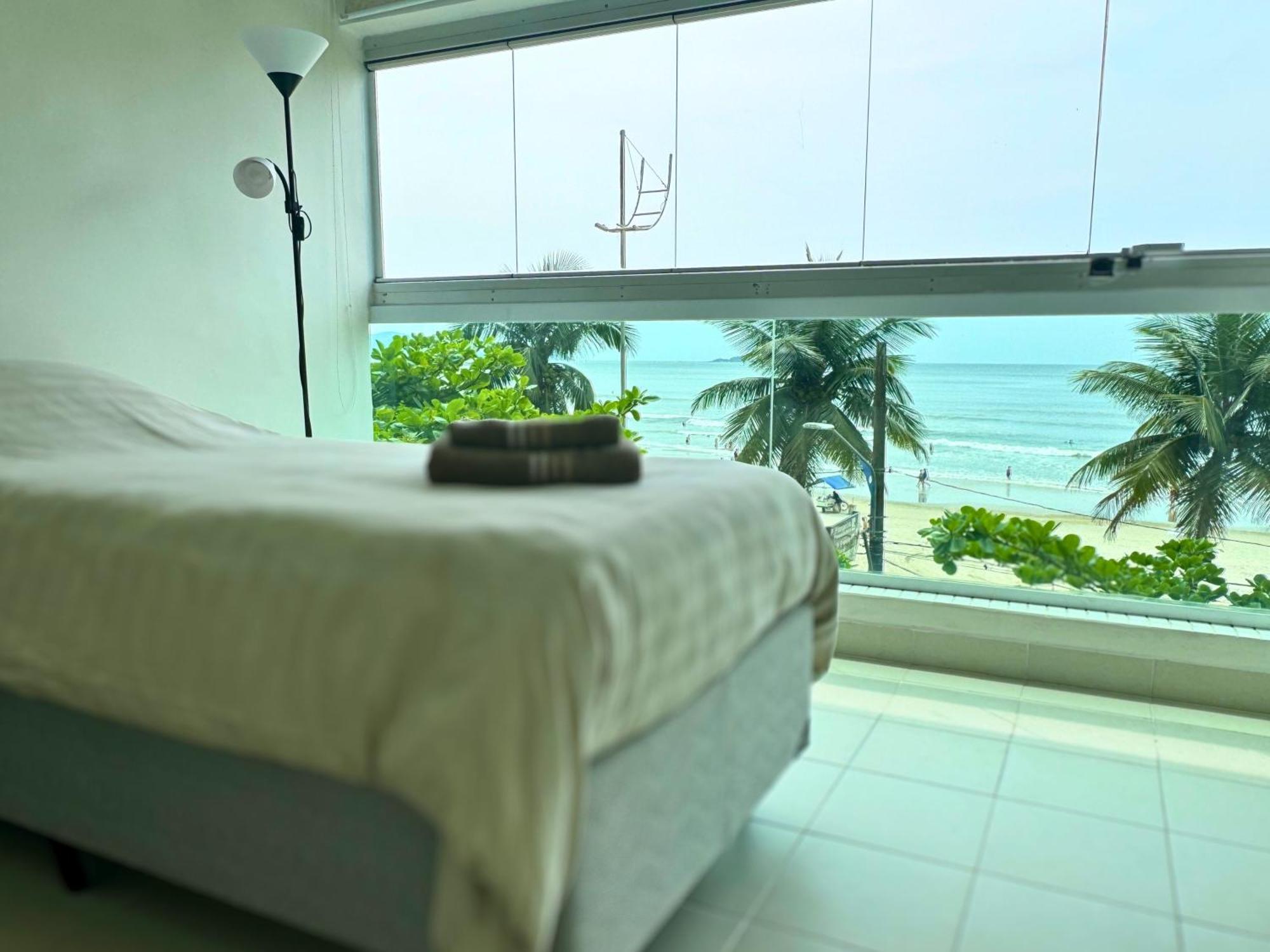 Apartamento Vista Para O Mar E Pe Na Areia Guarujá Esterno foto